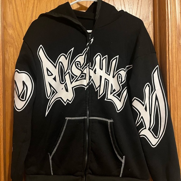 SHEIN Monochrome Graphic and Plain Hoodies - Picture 4 of 7